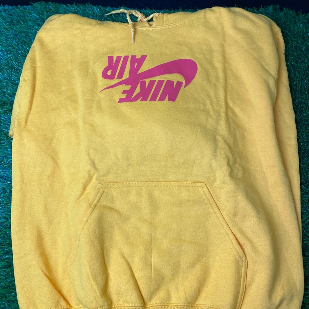 Travis Scott Jordan cactus Jack Highest Gold Hoodie *Size Medium*